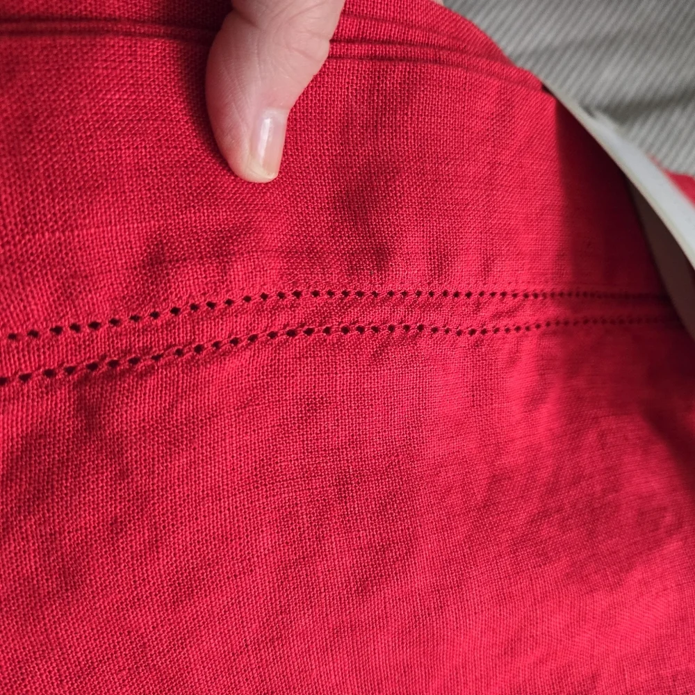 NWT Williams-Sonoma Hemstitched linen table runner RED